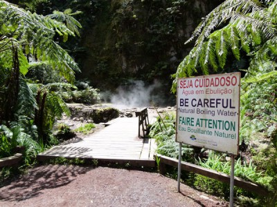 Source d'eau chaude naturelle - Açores